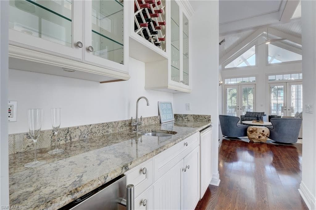 1551 Gulf Shore BLVD S-22