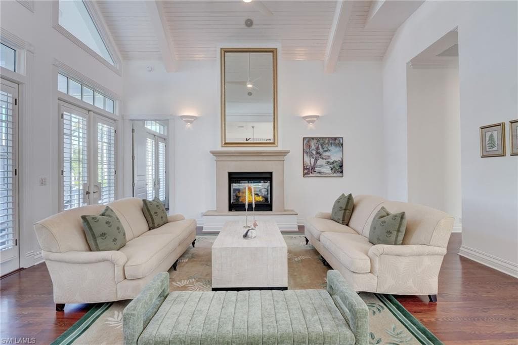 1551 Gulf Shore BLVD S-9