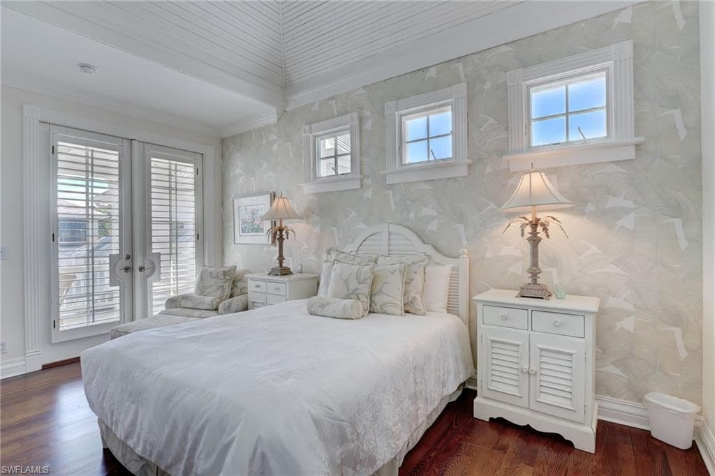 1551 Gulf Shore BLVD S-37
