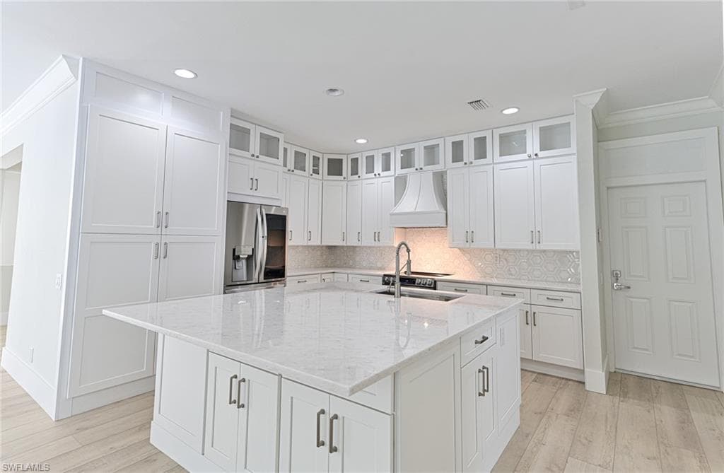9226 Estero River CIR-18