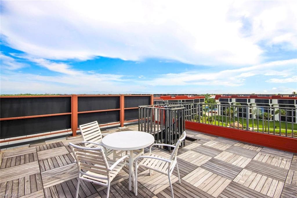 2445 W Gulf DR B44-4