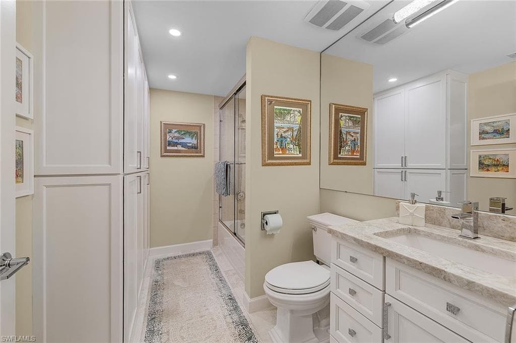 14250 Royal Harbour CT 817-24