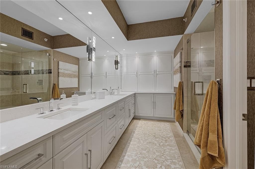 14250 Royal Harbour CT 817-29