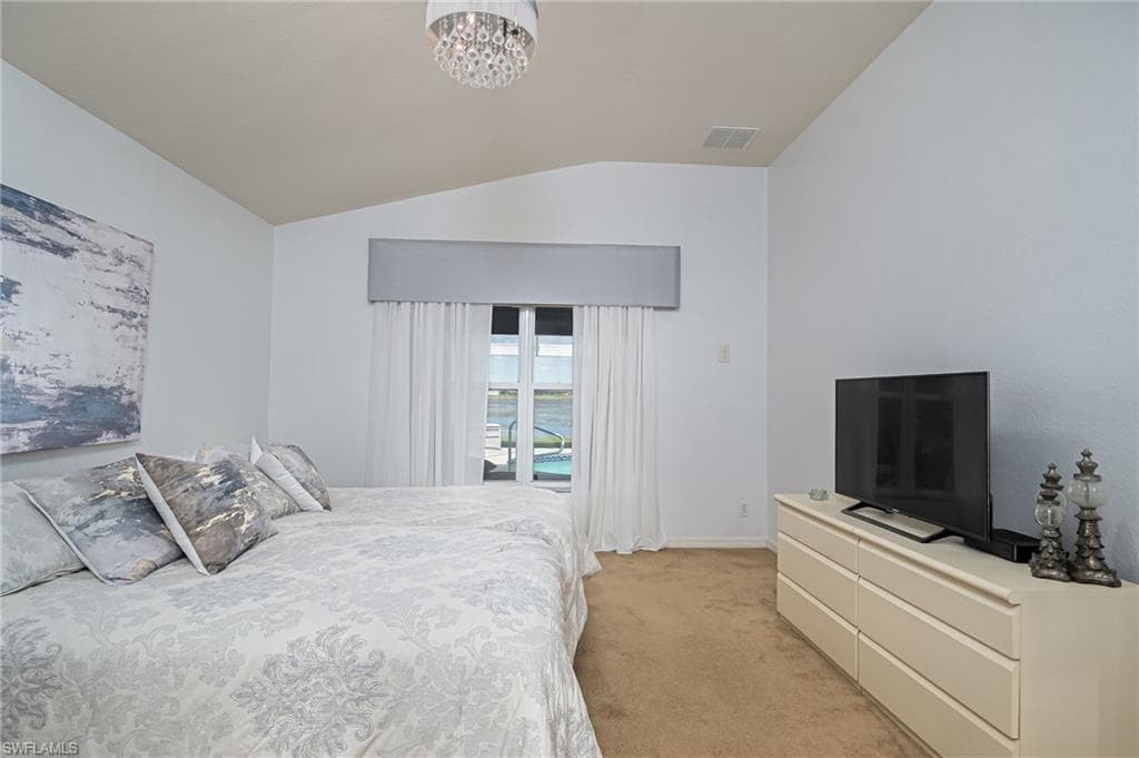 2250 Grove DR-16