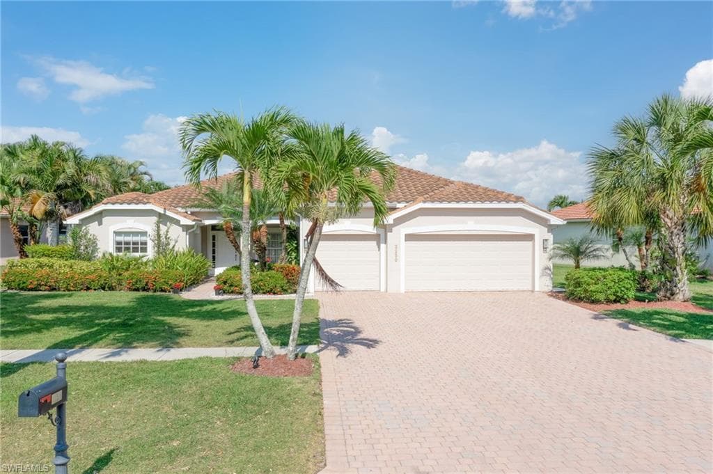2250 Grove DR-1
