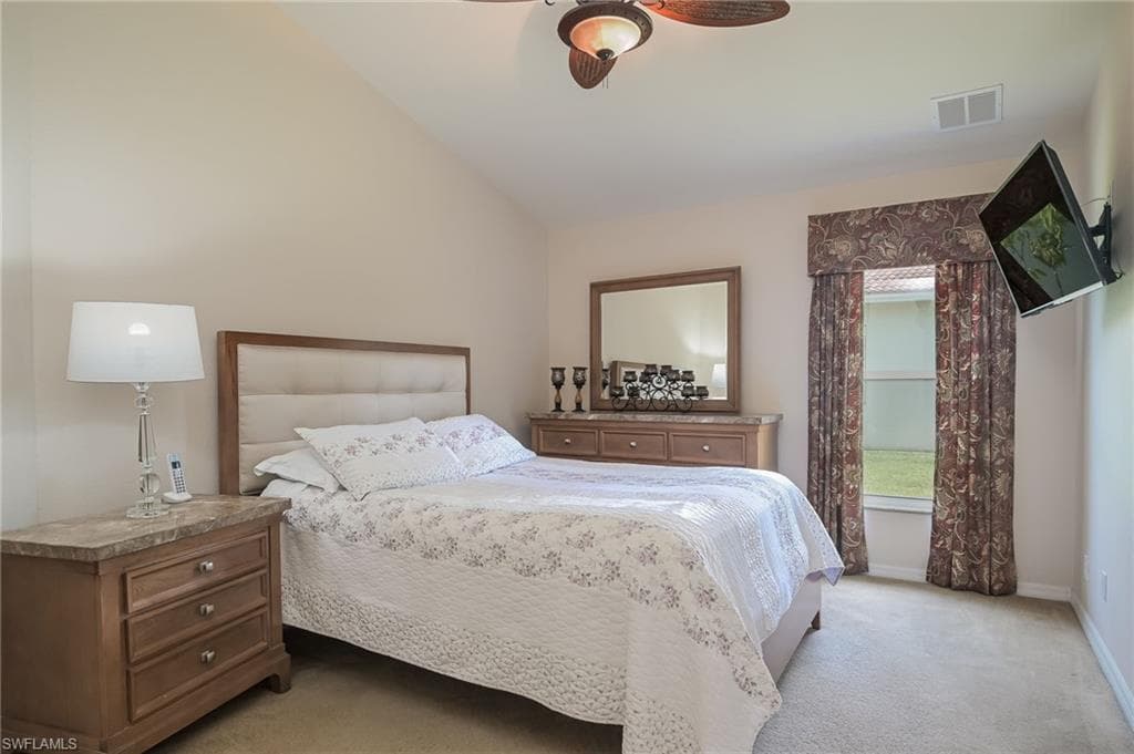2250 Grove DR-21