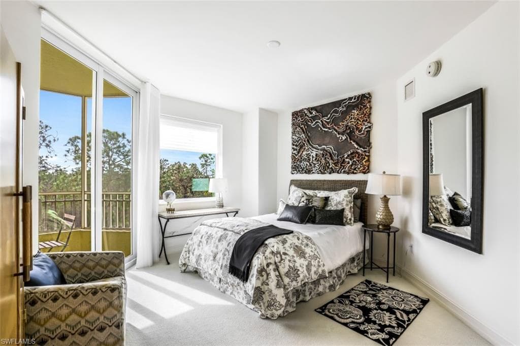2728 Tiburon BLVD E 302-22