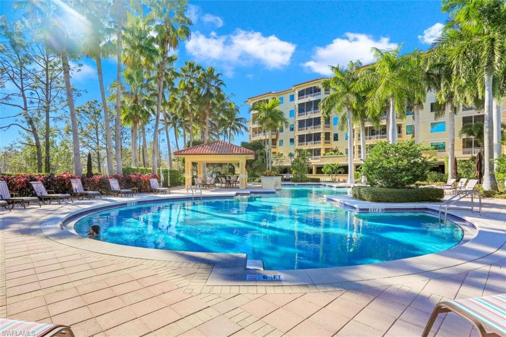 2728 Tiburon BLVD E 302-28