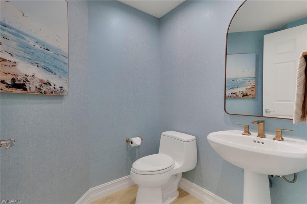 2728 Tiburon BLVD E 302-14