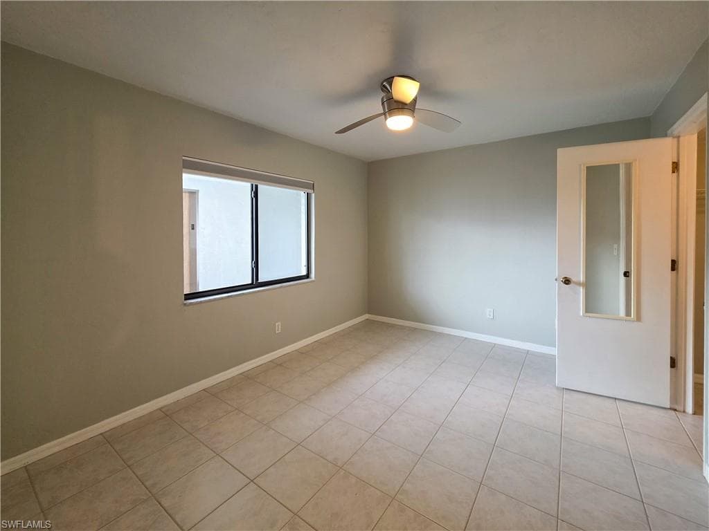 4371 Bay Beach LN 313-14