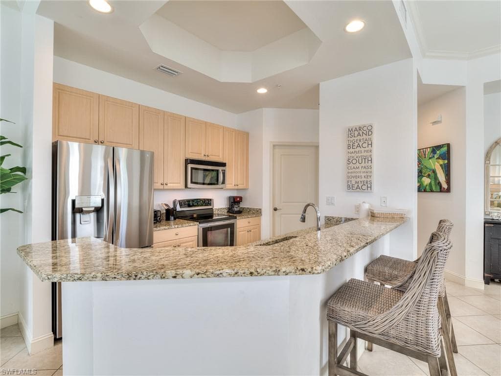 3921 KENS WAY 2301-5