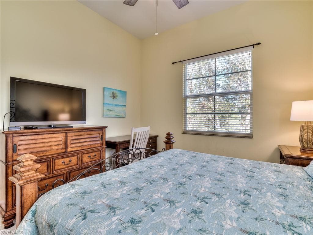 3921 KENS WAY 2301-19