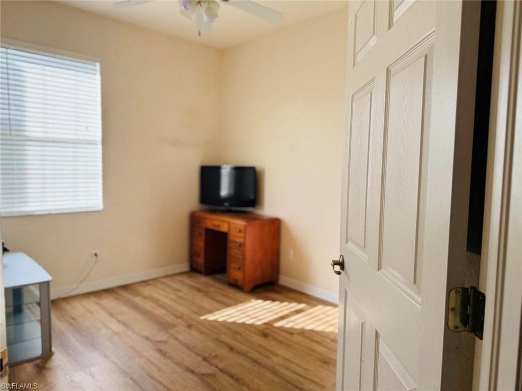 4219 Liron AVE 204-15