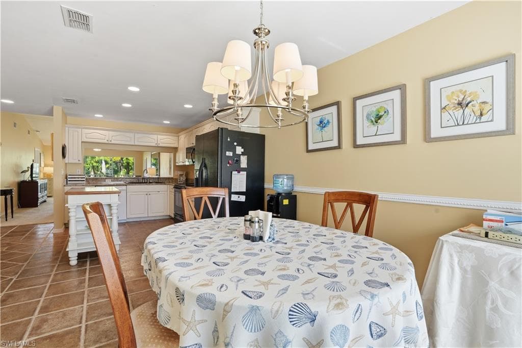 1120 Sarah Jean CIR B204-19