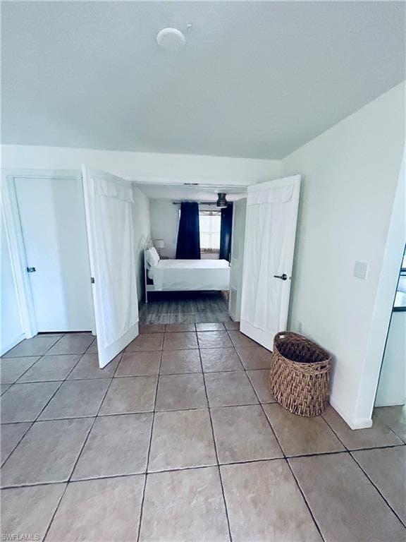 1448 Covington CIR W-18