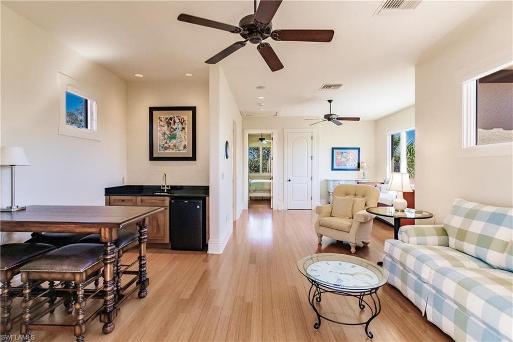 11558 Aerie LN-33