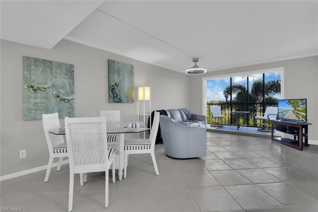 5220 Bonita Beach RD SW 204-5