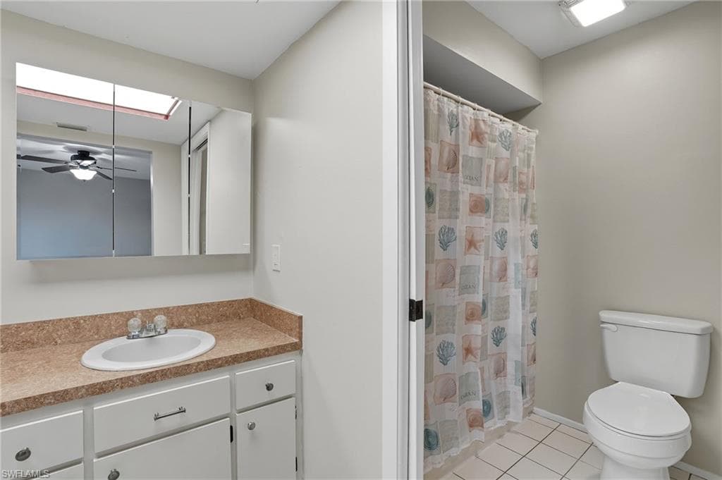 1203 SW 48th TER 202-22