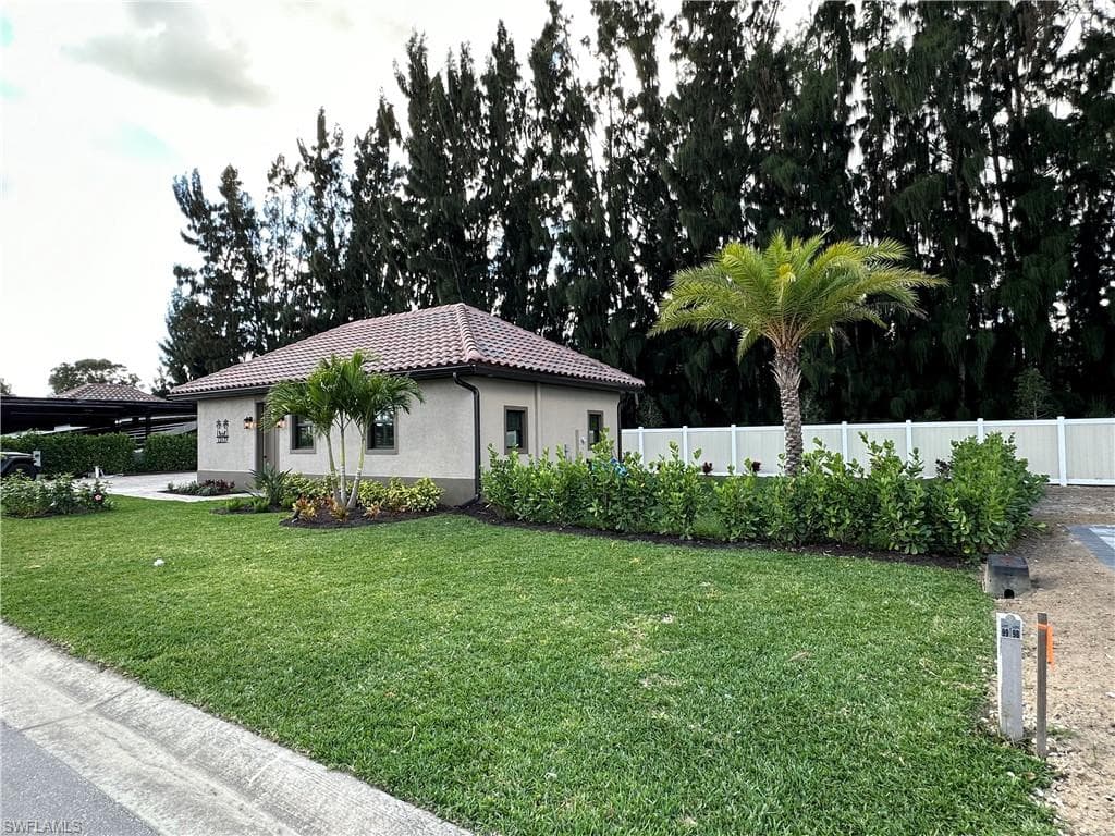 13172 Golden Palms CIR-1