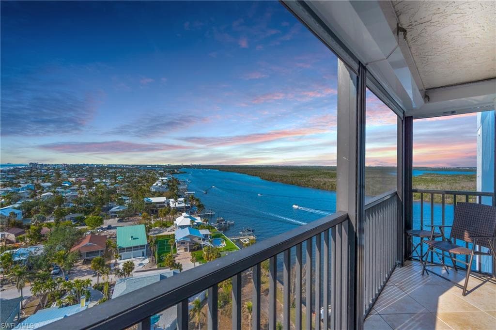 4753 Estero BLVD 1405-7