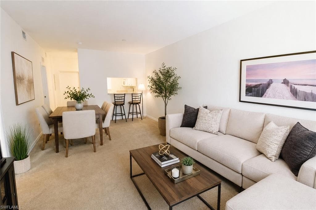 8555 Bernwood Cove LOOP 105-2
