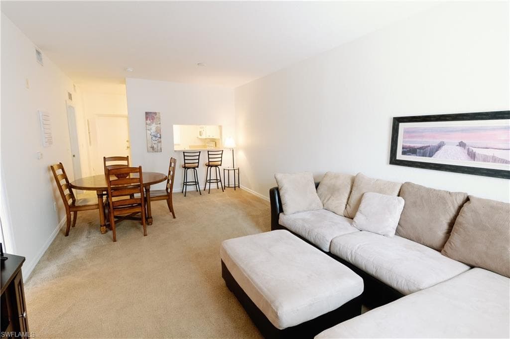 8555 Bernwood Cove LOOP 105-9