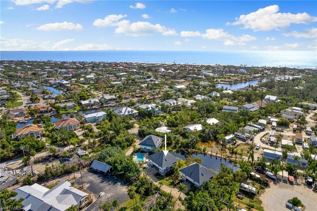 1039 Beach RD 104-39