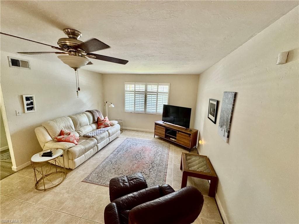 5709 Harbour Club RD-10