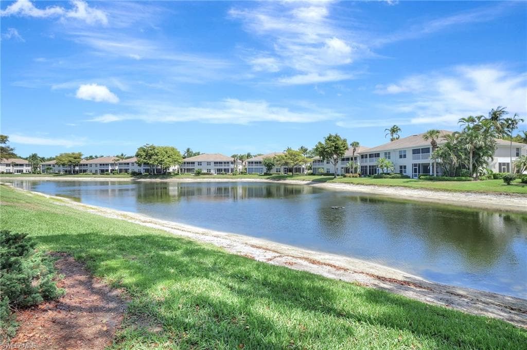 784 Carrick Bend CIR 101-23