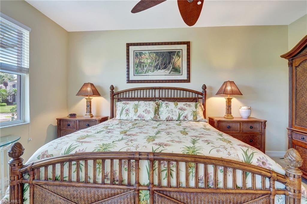 784 Carrick Bend CIR 101-20