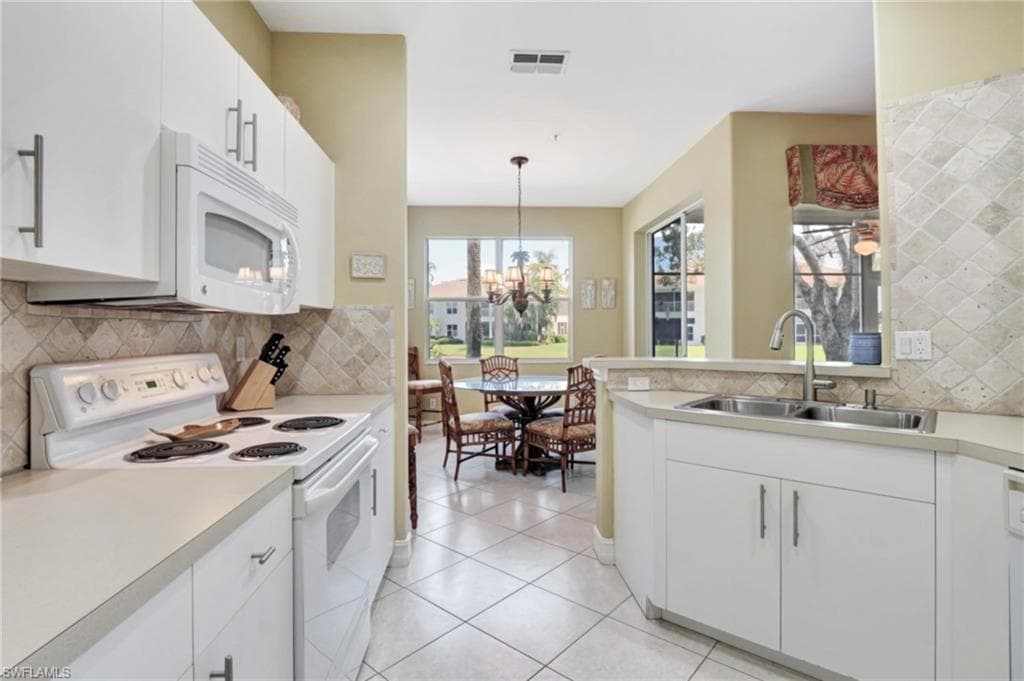 784 Carrick Bend CIR 101-9