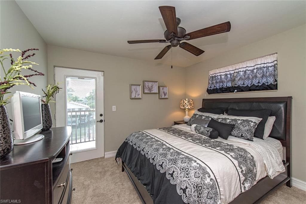 496 Flamingo AVE-11