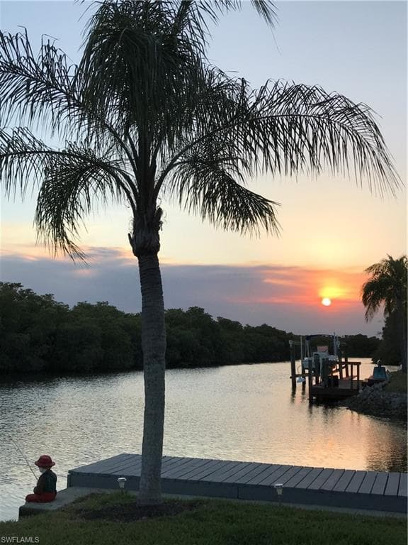 1277 Grand Canal DR-31