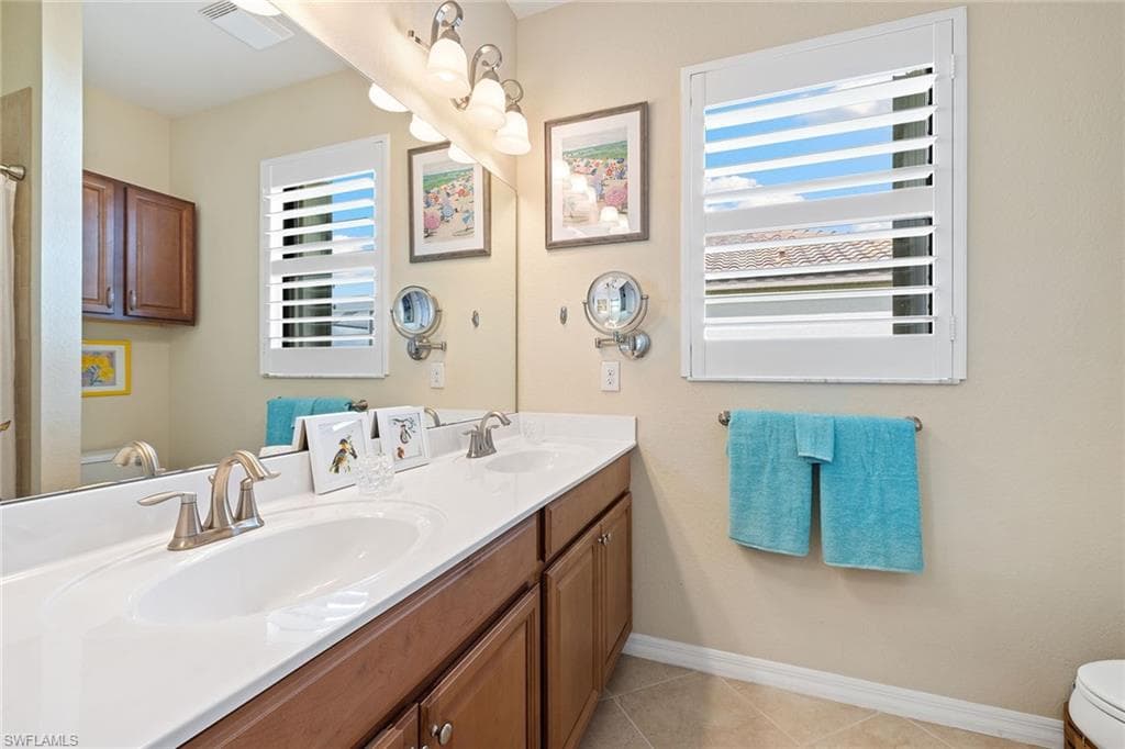 3837 Ruby WAY-22