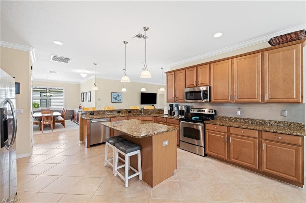 3837 Ruby WAY-10