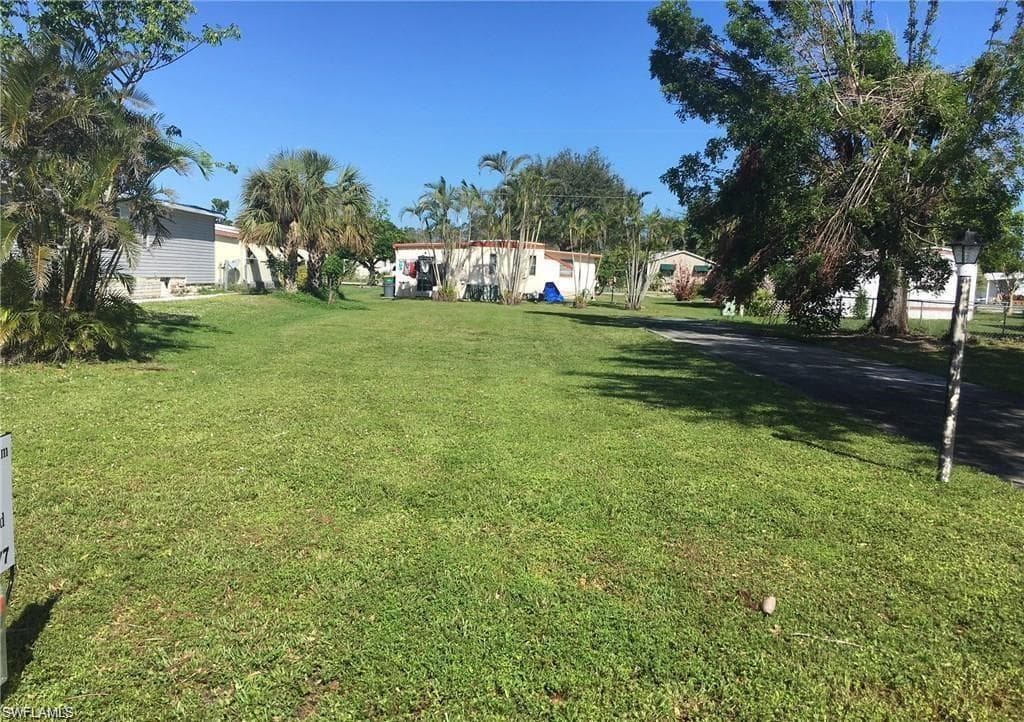 171 Pine Key LN-2