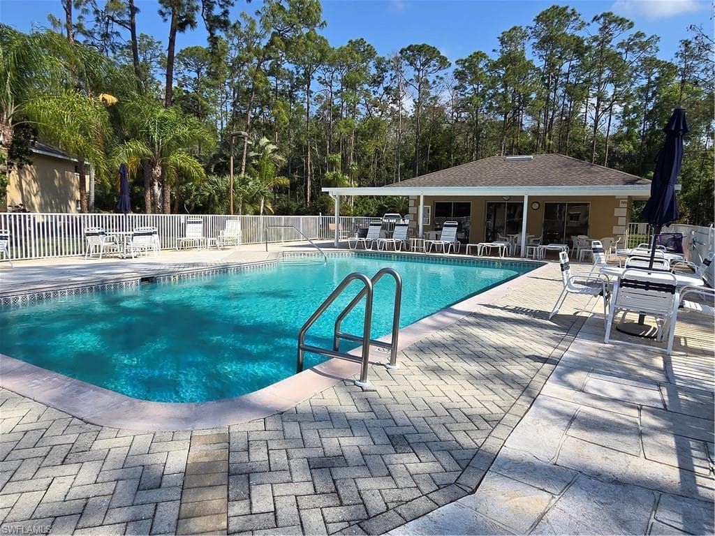 5622 Woodmere Lake CIR B102-1