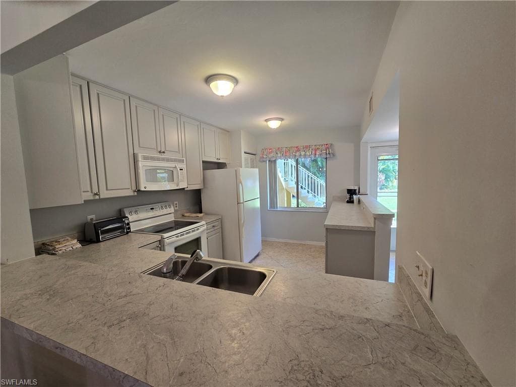 5622 Woodmere Lake CIR B102-19