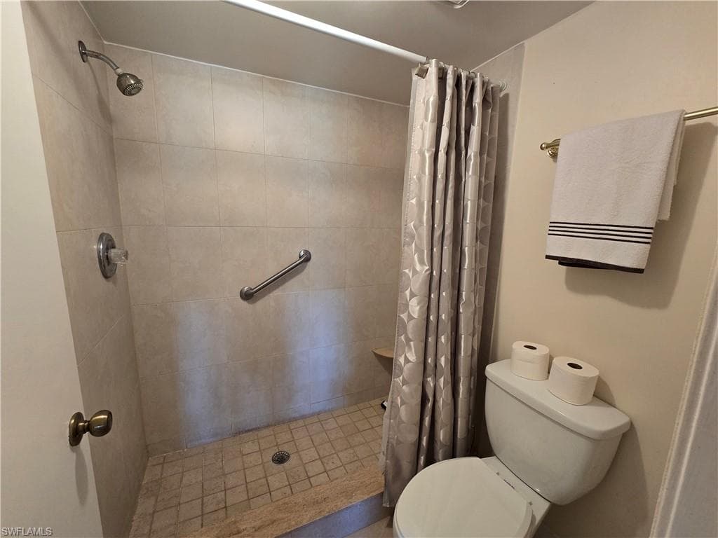 5622 Woodmere Lake CIR B102-31