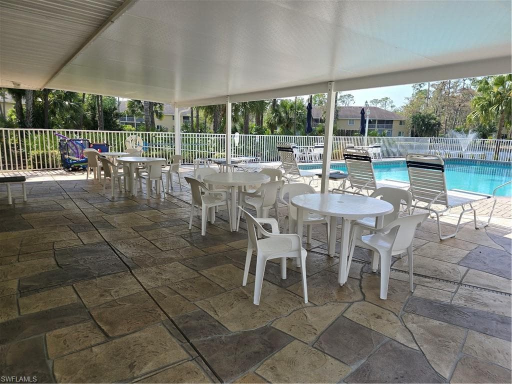 5622 Woodmere Lake CIR B102-4