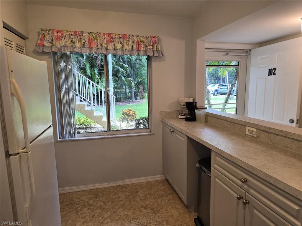 5622 Woodmere Lake CIR B102-21