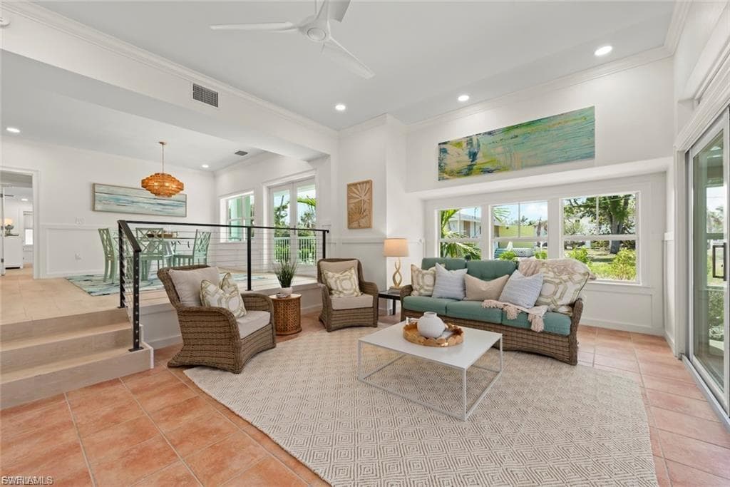 1163 Seagrape LN-20