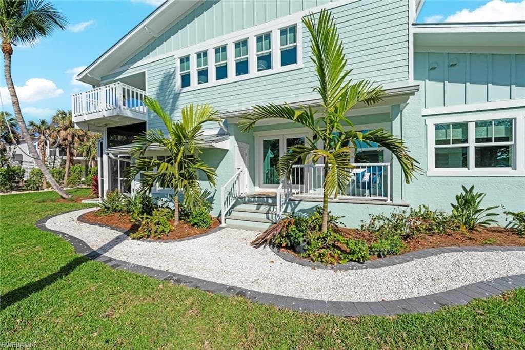 1163 Seagrape LN-49