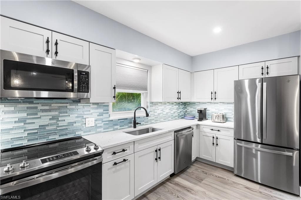 940 3rd ST S 204-1