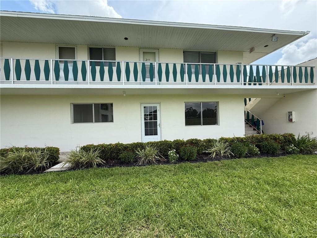 343 Joel BLVD 111-17