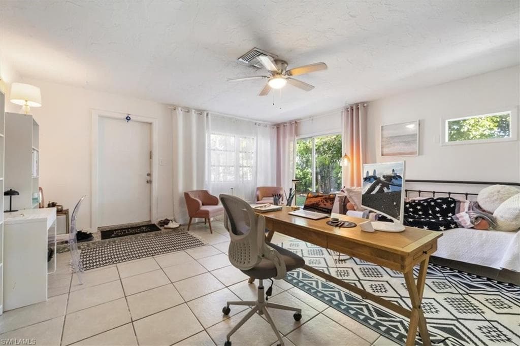 681/683 95th AVE N-14