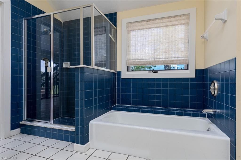 1345 Junonia ST-13