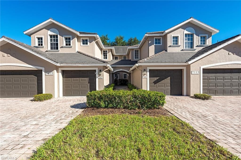 7115 Wild Forest CT 201-1