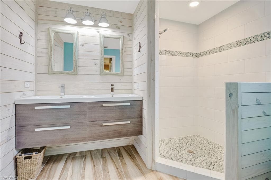 10037 Heather LN 403-1