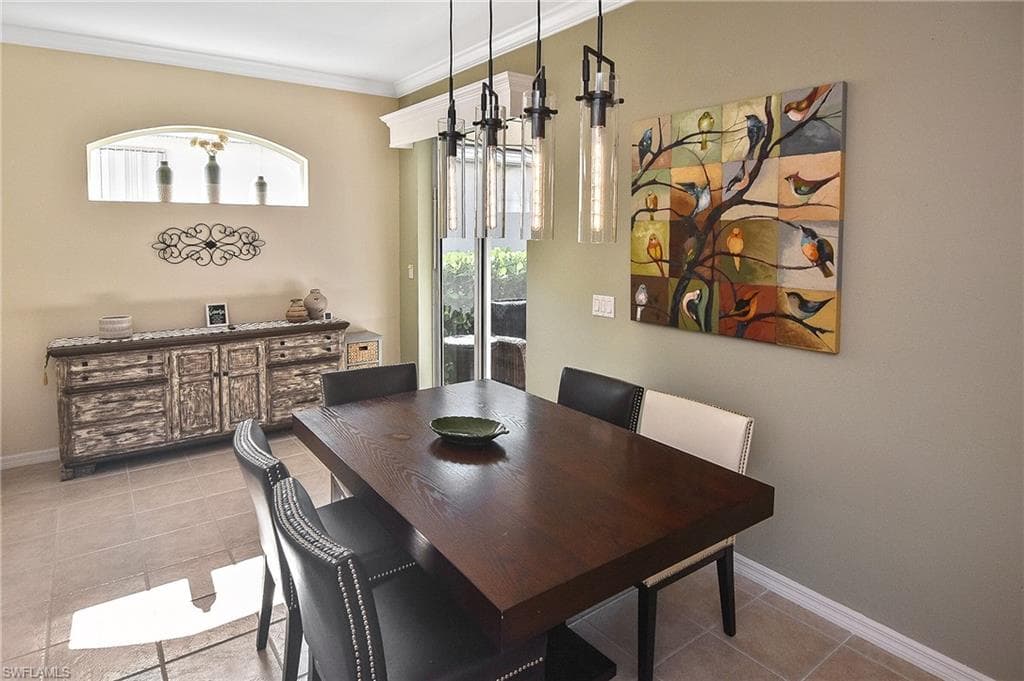 8156 Woodridge Pointe DR-23